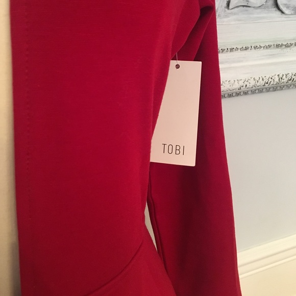 ❤️ NWT! Tobi Marianne Plunging Neck Asymmetrical Bodycon Dress Size Medium - Picture 7 of 9